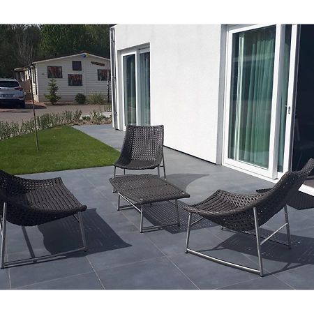 Chaletparc Krabbenkreek Zeeland - Chalet 232 Sint-Annaland Buitenkant foto